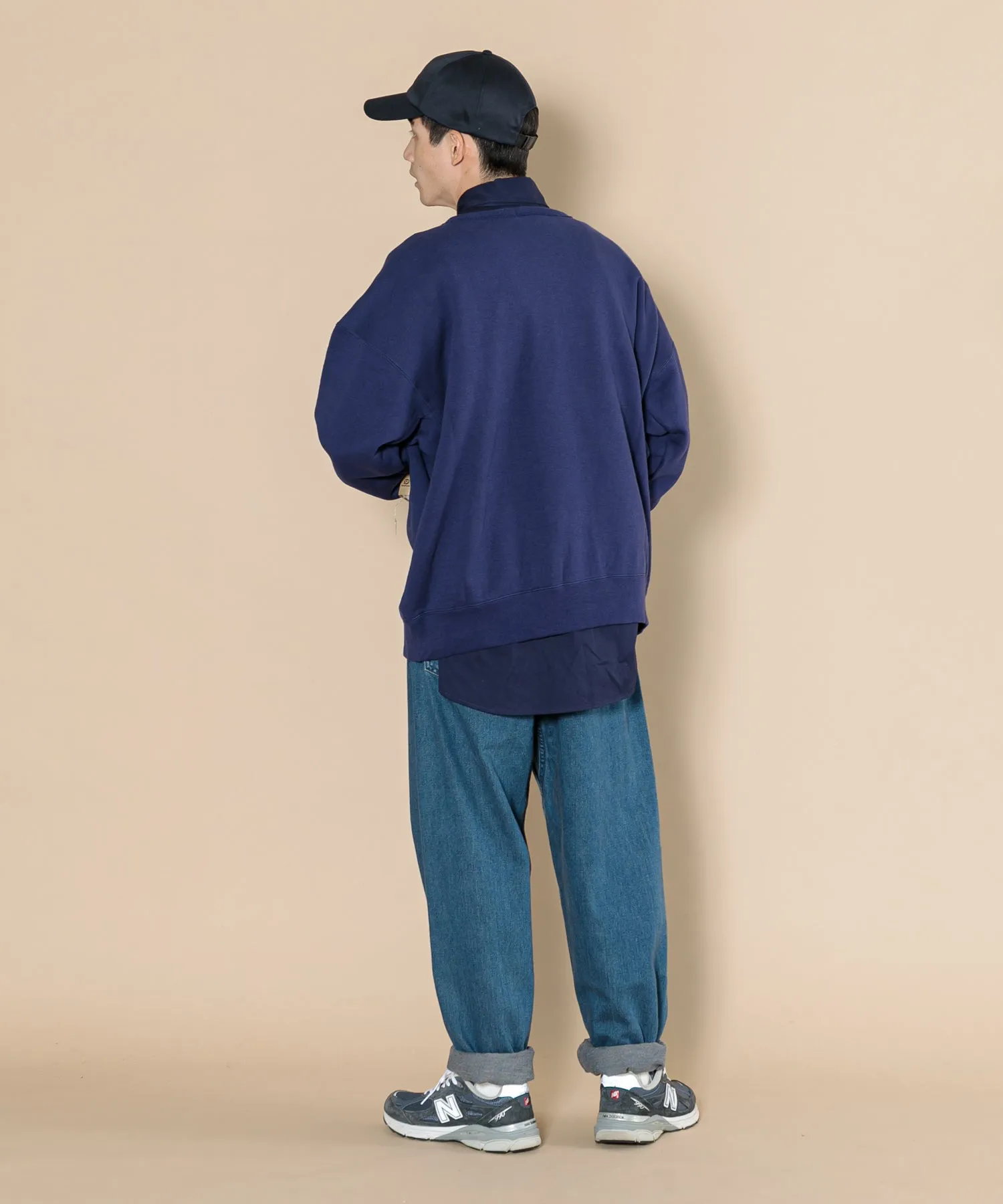 【MEN】YOUNG & OLSEN TDS 別注SIMPLE V SWEAT OVERSIZE