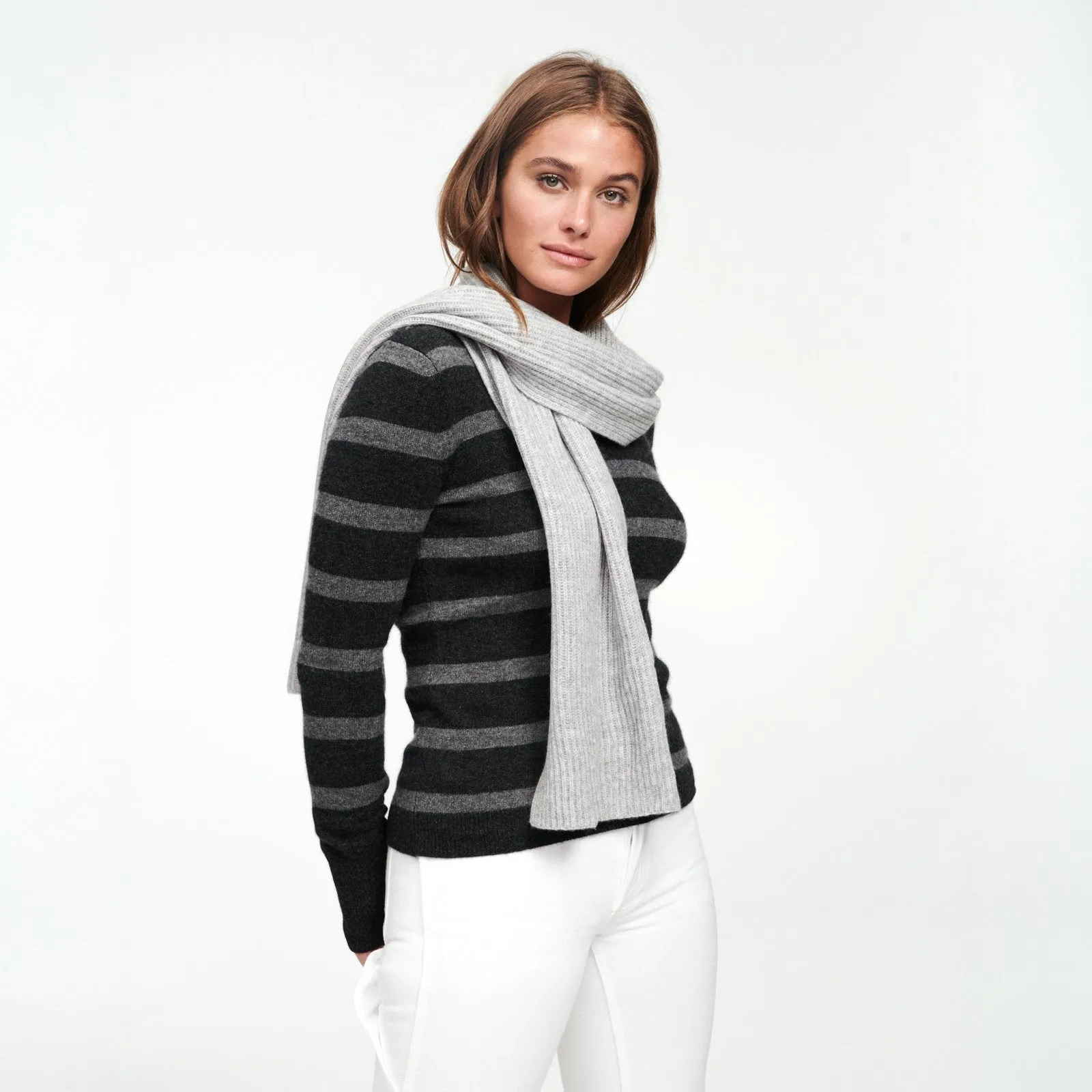 Signature Cashmere Ribbed Scarf