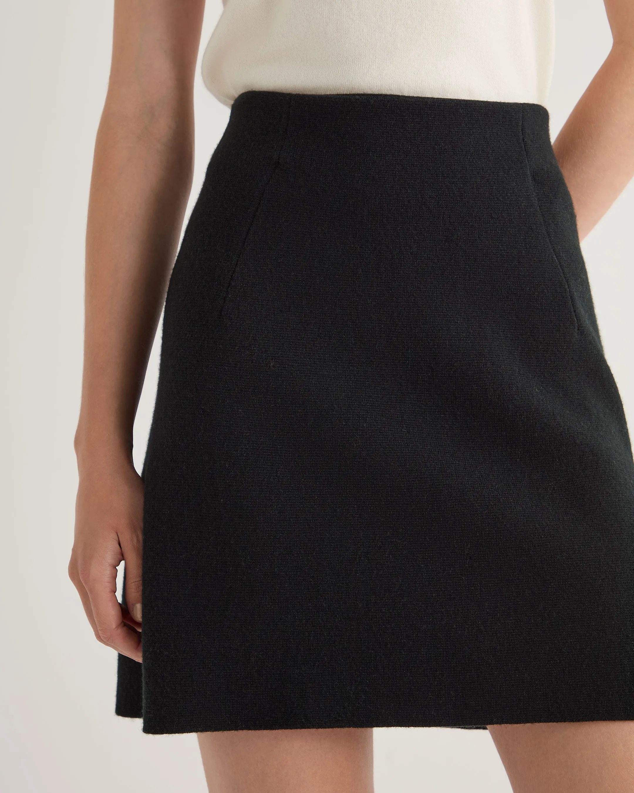 Women's Milano Mini Cashmere Skirt Black