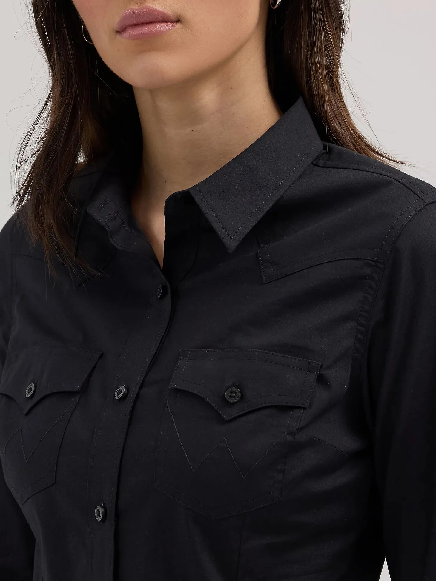 Women's Wrangler Western Button Down Shirt in Black - 112358012